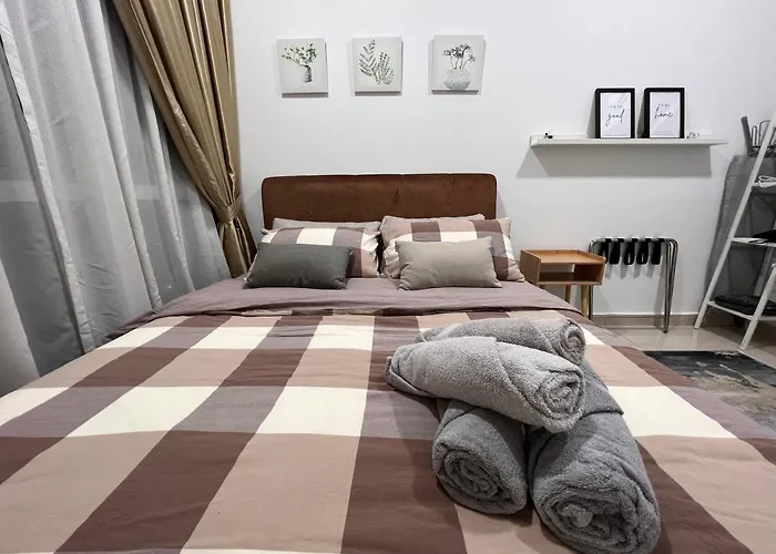 Urban Gateway Homestay# Bangi#Wifi 300Mbps#Netflix
