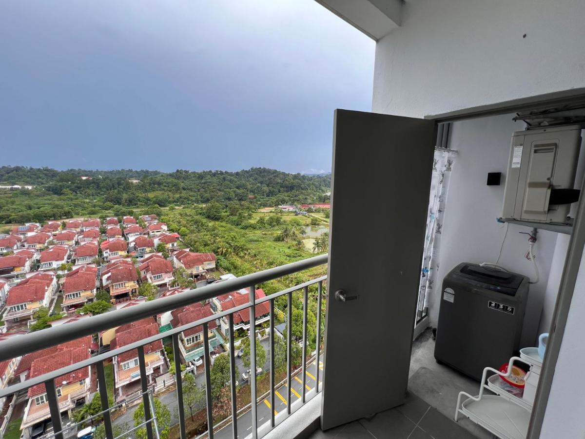 Urban Gateway Homestay# Bangi#wifi 300mbps#netflix *