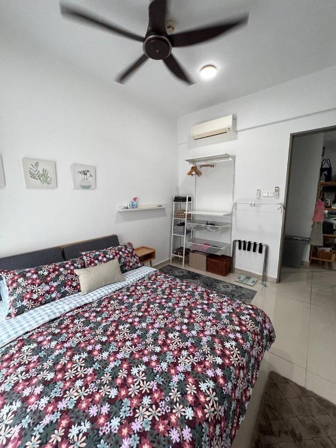 Urban Gateway Homestay# Bangi#wifi 300mbps#netflix